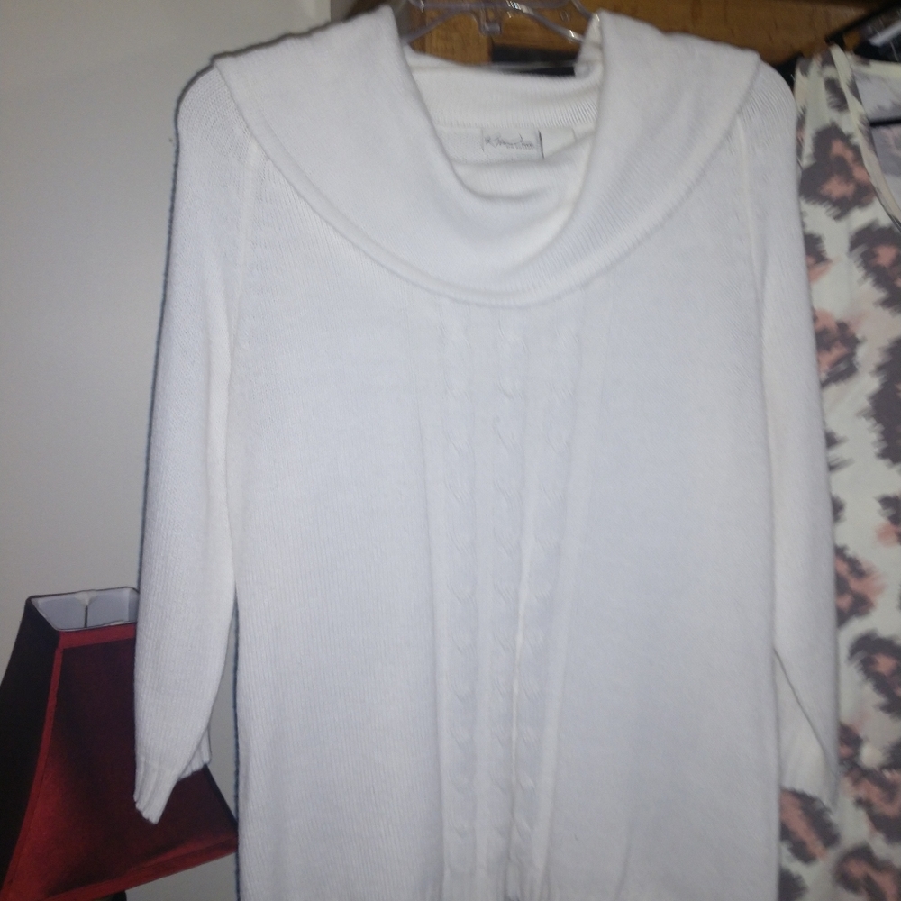Winter White pullover sweater, petite large